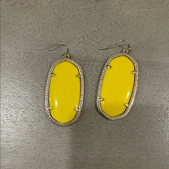 Kendra Scott Yellow and Gold Danielle Earrings - Picture 2 of 3